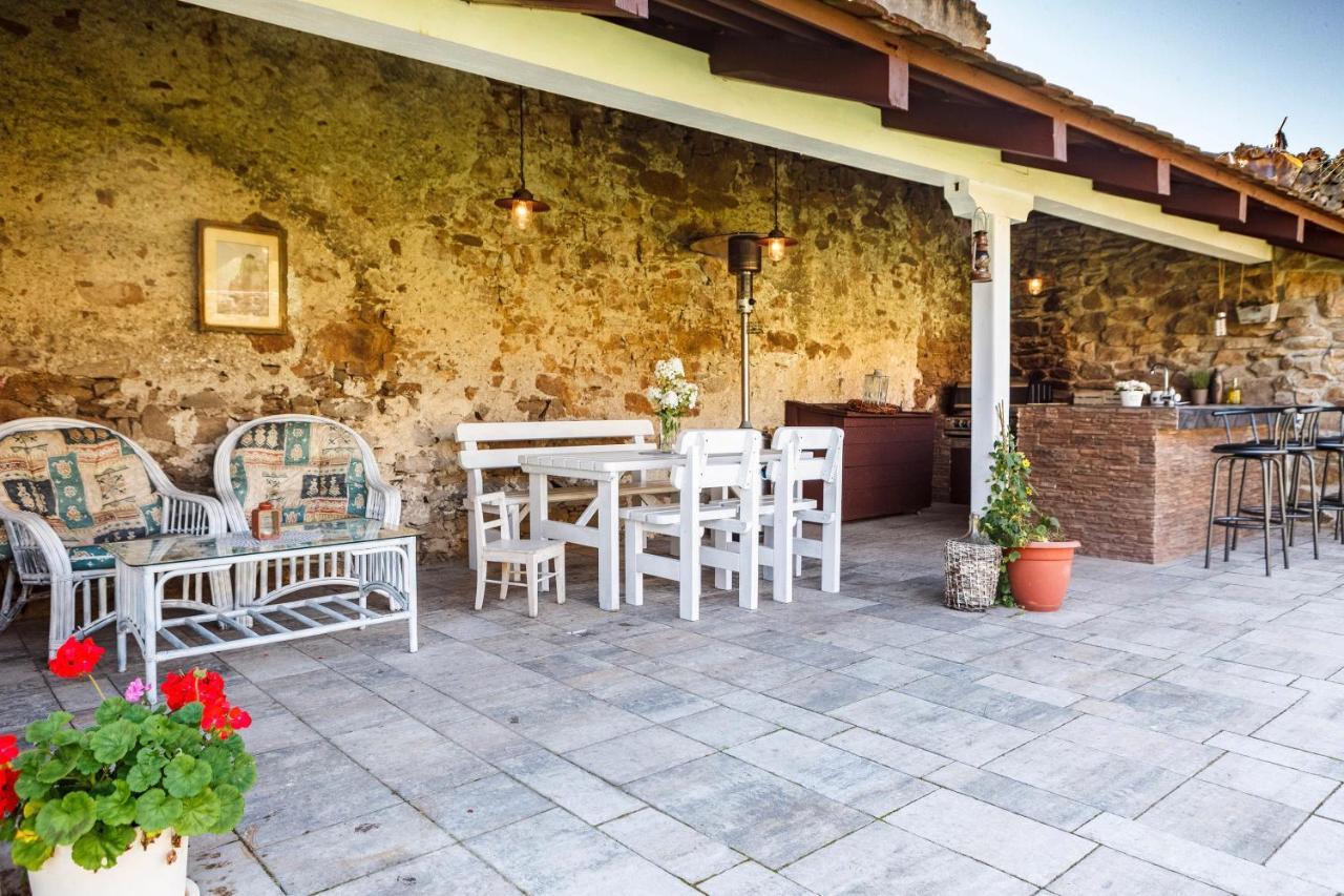 Chalupa Tesinov Protivin Exterior photo